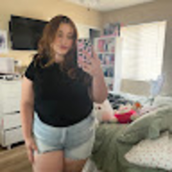 leslielopeeez